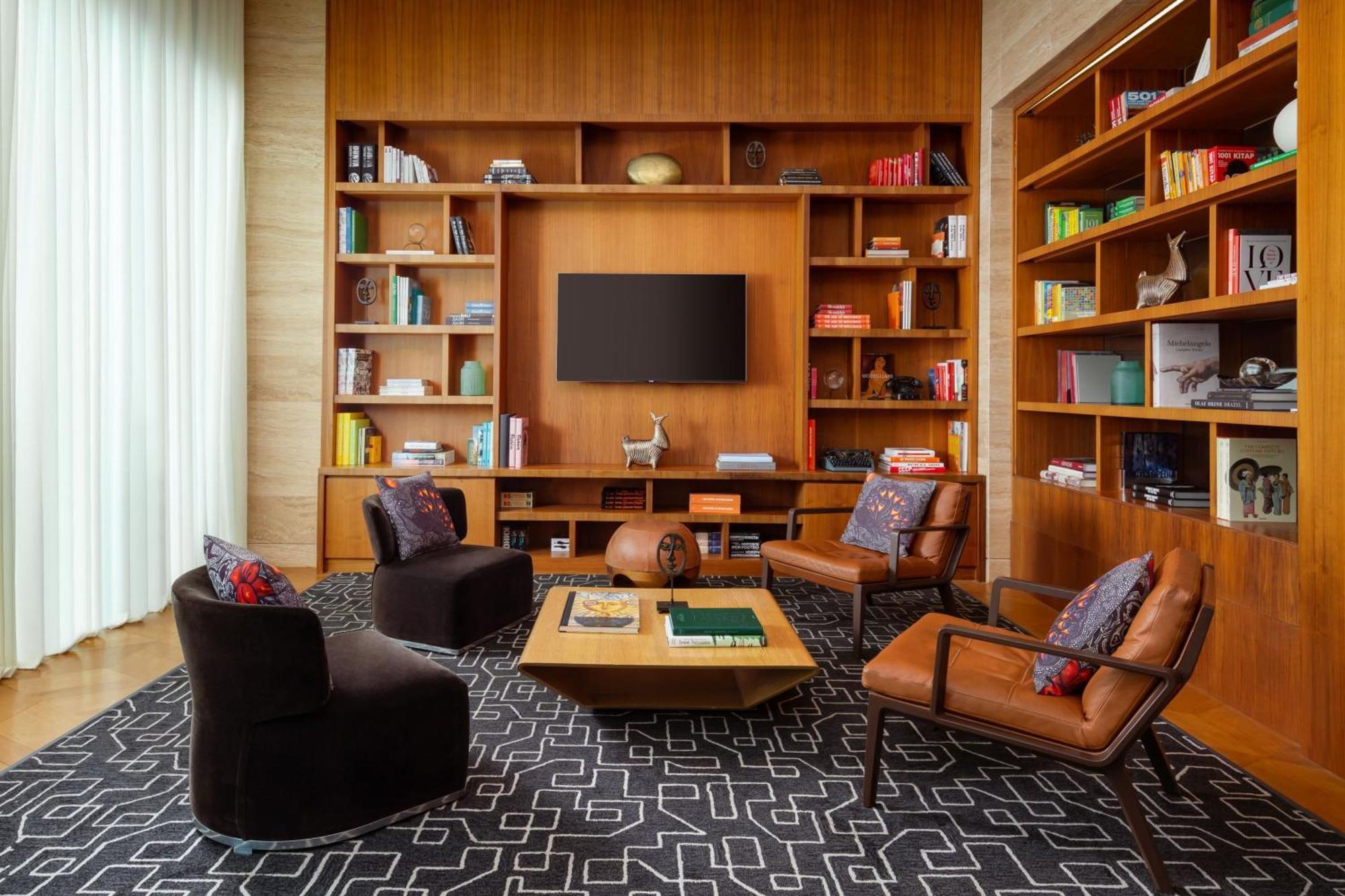 Sheraton Baku Intourist Zewnętrze zdjęcie Library at The Westin