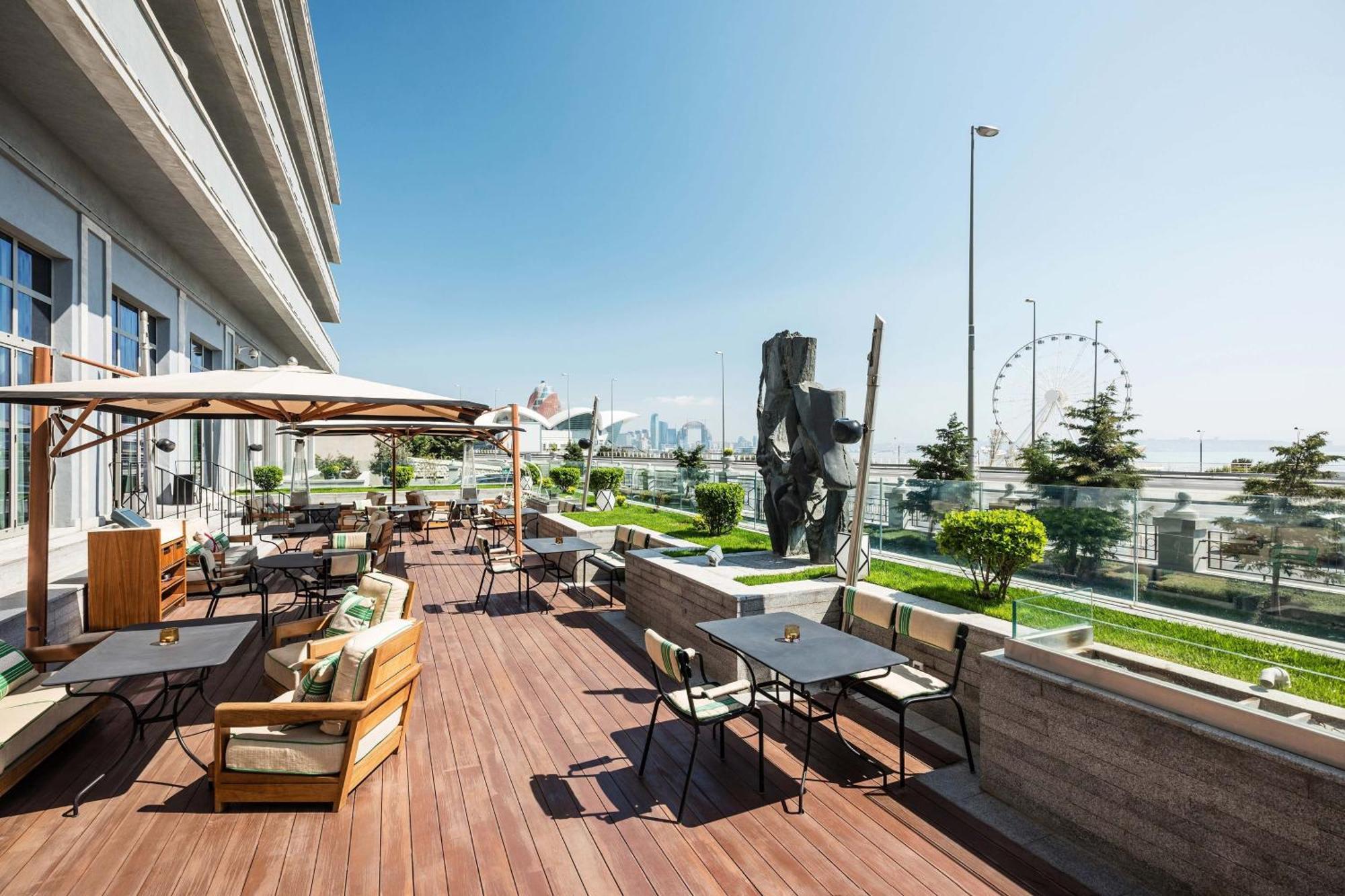 Sheraton Baku Intourist Zewnętrze zdjęcie The Sky Garden
